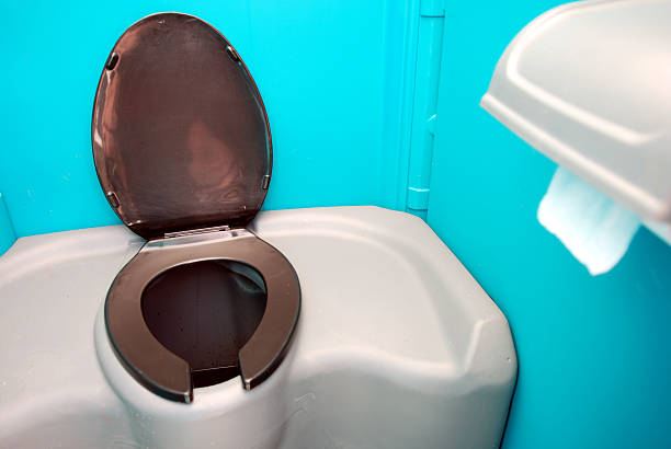 Best Portable restroom trailer rental  in Fanwood, NJ